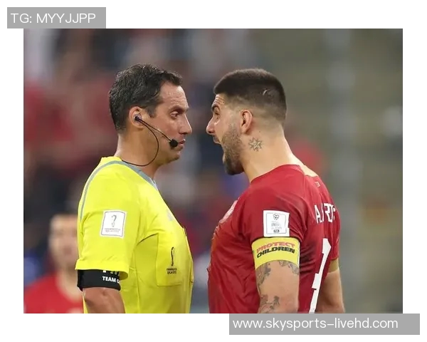 友谊赛惊现乌龙球里昂大胜拜仁引发争议判罚全场沸腾