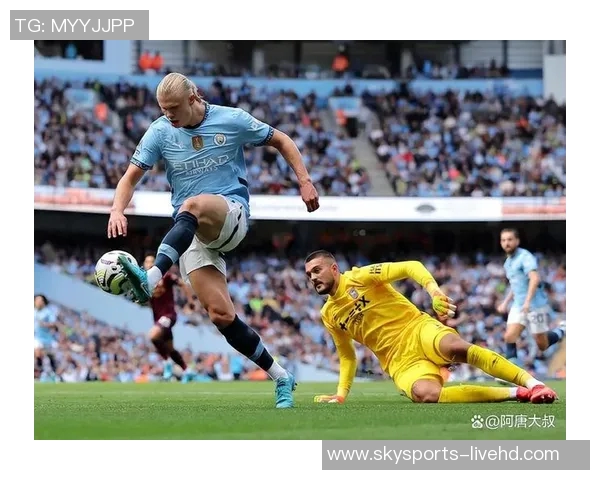 英超焦点战曼联与曼城握手言和神奇扑救成比赛亮点
