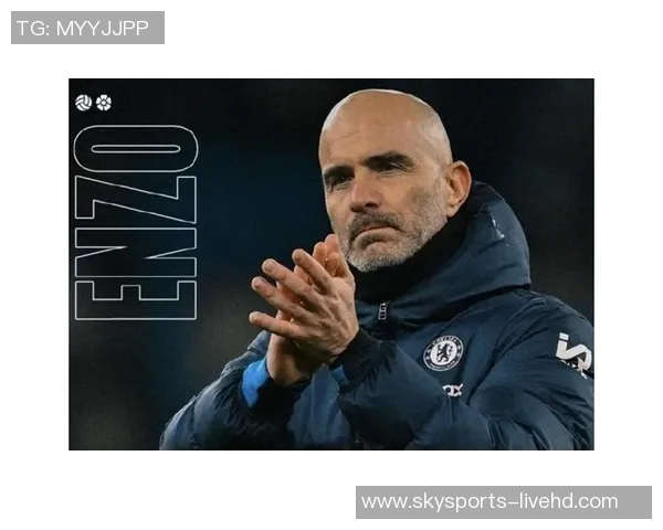 曼联在友谊赛中以4-3逆转皇马全场沸腾赛后点评引发热议 曼联在友谊赛中以4-3逆转皇马全场沸腾赛后点评引发热议