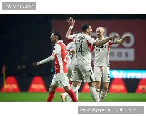 欧联杯激战本菲卡逆转拜仁点球大战引发争议判罚全场沸腾