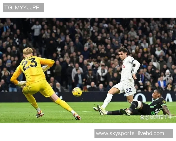 英超激战：多特蒙德与尤文图斯平局点球大战引发争议与热议
