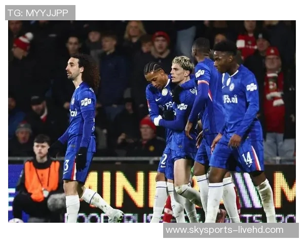 足总杯惊现红牌风波本菲卡强势击败切尔西3-0赛后点评引发热议 足总杯惊现红牌风波本菲卡强势击败切尔西3-0赛后点评引发热议